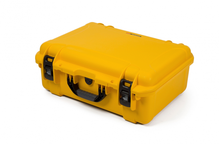 Valises plastiques étanches NANUK - valise 940 de couleur jaune
